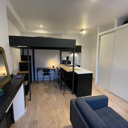 Appartement Charming T1 In The Heart Of